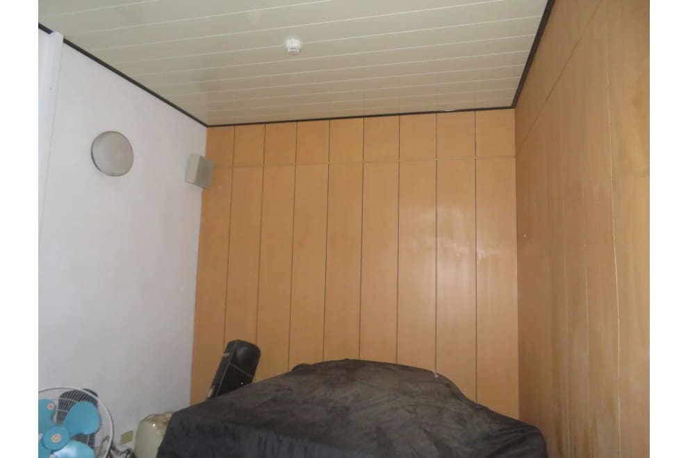 木質壁面及PVC天花板
